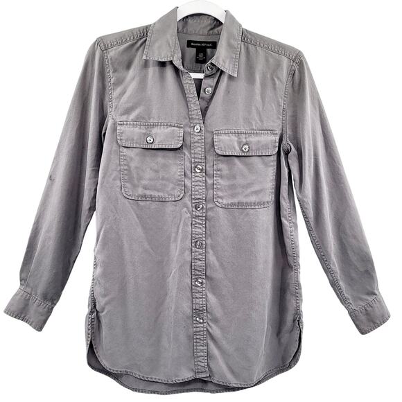 Banana Republic Gray Drapy Collared Long-Sleeve Button-Up Shirt Women's Size XS - Picture 1 of 10